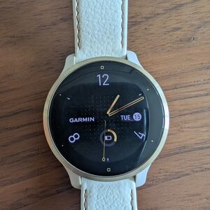 Garmin White Smartwatch with Gold Accents